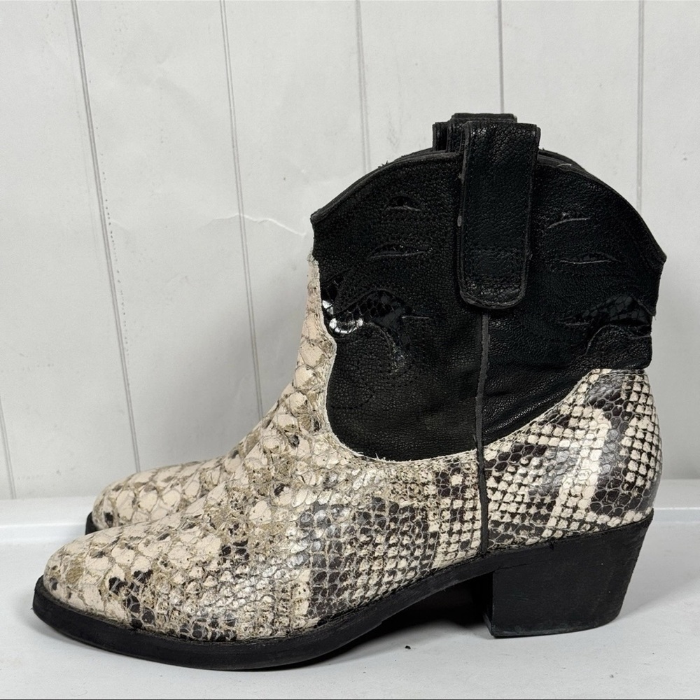 Sam Edelman Snakeskin Print Ankle Boots‎ Western Cowgirl Boho Rodeo Concert 6.5M - Picture 4 of 9